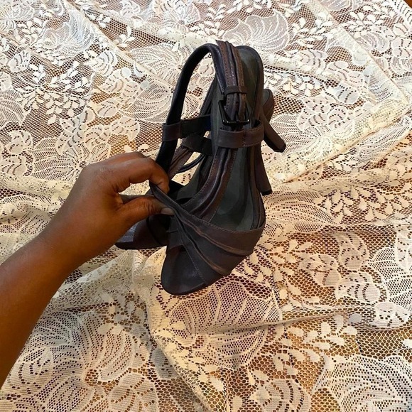 Auri Womens Italian Leather Brown Purple Metallic Peep Toe Stiletto Heels Sz 9 - Picture 2 of 6